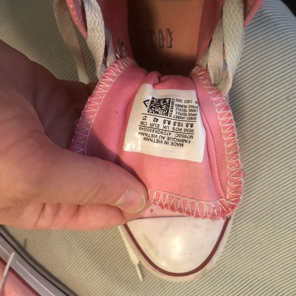 Converse Shoes - Pink converse